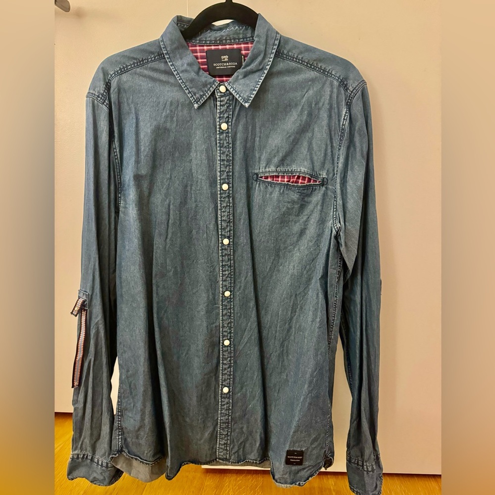 Scotch and Soda Button Down